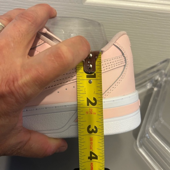 💗”Puma” Baby Pink Women’s Leather Lace Up Soft Foam Sneakers Size 9💗 - Picture 10 of 12